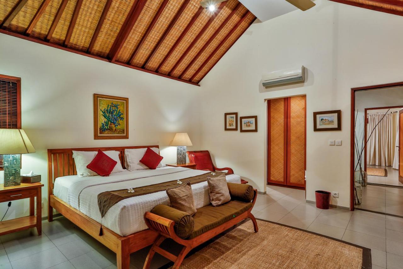 Villa Kaba Kaba Resort Canggu Rum bild