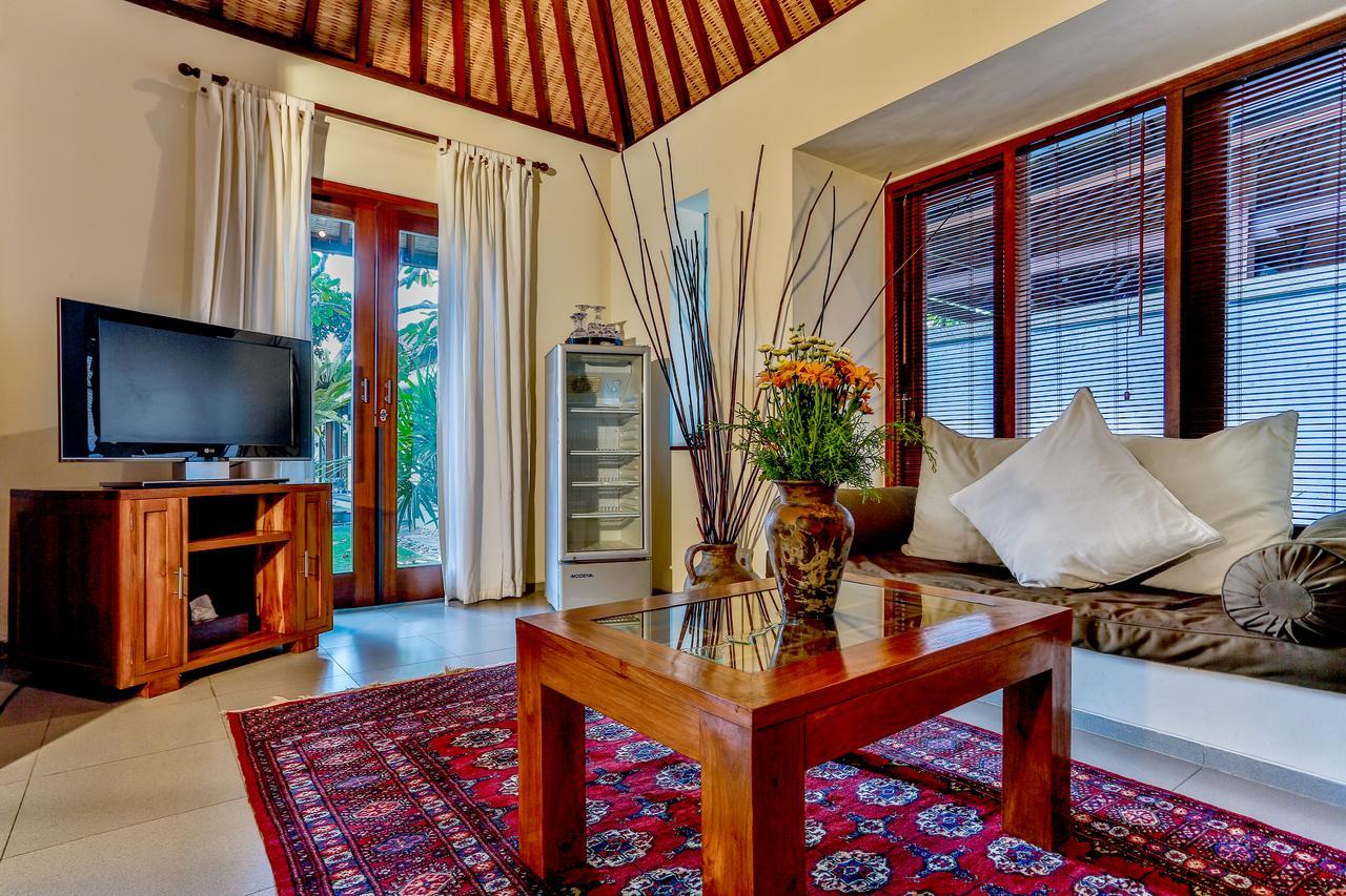 Villa Kaba Kaba Resort Canggu Rum bild