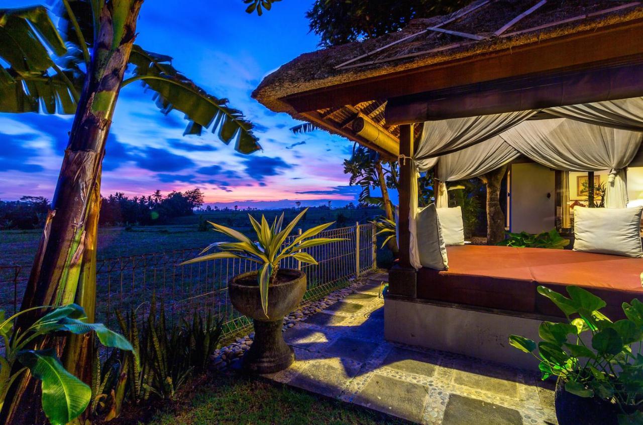 Villa Kaba Kaba Resort Canggu Exteriör bild